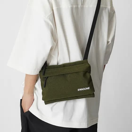 Ins Street Wear pequena bolsa de ombro esportes masculinos lazer saco do mensageiro ao ar livre montanhismo telefone móv
