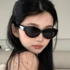Retro olho de gato óculos de sol feminino 2025 novo estilo jennie mesmo estilo High-End sentimento protetor solar Anti-u