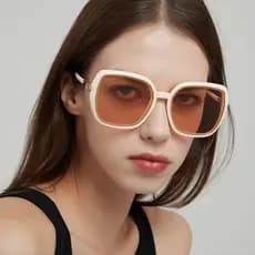 Óculos femininos versão coreana na moda óculos de sol 2022 novo estilo Anti-ultravioleta luz forte condução olhos rosto
