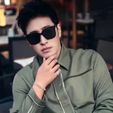 Óculos de sol masculino 2024 novo estilo na moda olhos moda polarizada Anti-ultravioleta condução luz forte óculos de so