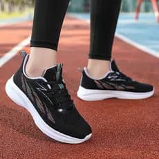 Primavera sapatos femininos estudante malha respirável tênis de corrida feminino jovem mãe sapatos de viagem desodorante