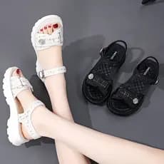 Sandálias de praia sapatos femininos novo estilo verão plana sola macia sapatos de viagem estilo esportivo Casual confor
