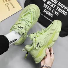 Sapatos masculinos primavera 2026 novo estilo High-End sentimento respirável esportes papai sapatos masculinos de sola g