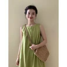 Francês simples sem mangas vestido feminino 2025 verão novo estilo abacate verde mais magro olhar chique solto estilingu