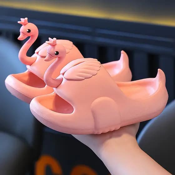 Meninas chinelos verão 2026 novo estilo meninas banheiro interior antiderrapante crianças sandálias dos desenhos animado