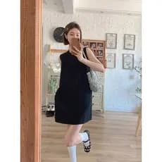 High-End francês Hepburn pequeno vestido preto feminino verão fino em torno do pescoço sem mangas elegante simples a lin