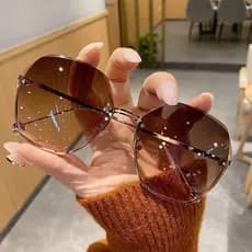 Óculos de sol que fazem o rosto parecer maior, óculos de verão com design arrojado 2026, novo estilo de moda elegante pa