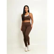 Conjunto de Yoga Feminino em Poliamida Canelada Sutiã Esportivo e Legging Cintura Alta para Yoga Ginásio e Uso Diário