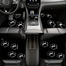 Um conjunto de 4 tapetes para pés de carro, feitos de materiais de poliéster, usando Design antiderrapante, usando padrõ