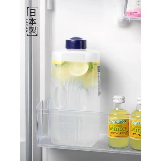 Garrafa de água fria importada do japão, geladeira, suco refrigerado, bebida, têmpera fria, fermentação fria, chá, pote