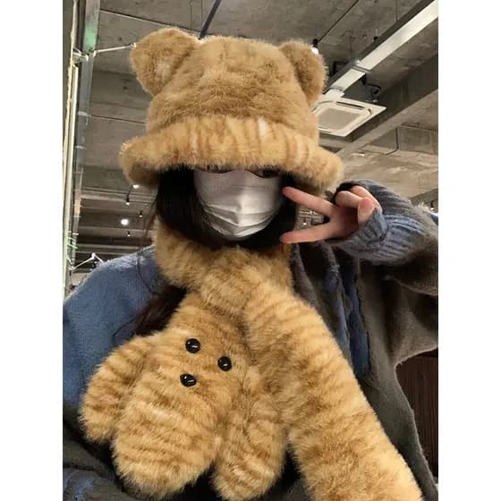 Bonito urso de pelúcia balde chapéu feminino inverno All-Match chapéu cachecol um pescoço proteção proteção proteção con