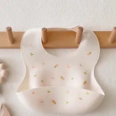 Coreano coreano ins estilo portátil bebê macio Silicone babador crianças à prova dwaterproof água refeição bolso comer t