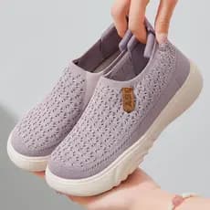 Sapatos femininos sola macia não cansado verão novo estilo velho pequim sapatos de pano feminino de meia-idade idosos mã