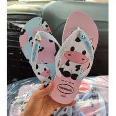 Chinelo Feminino Adulto Vaquinha Cute - Chinela Feminina de Muher (MODELO ADULTO)