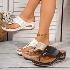 2026 Sapatos De Verão Para Mulheres , Novos Chinelos De Sola Grossa Com Bico Oco Salto Cunha Cor Sólida , Sandálias Casu