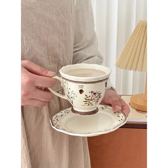 Moni retro Mori estilo xícara de café pires conjunto luz europeia luxo retro café latte latte chá da tarde utensílios de