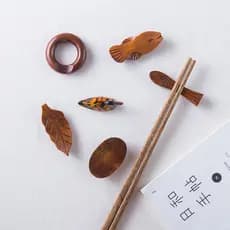 Criativo estilo japonês estilo japonês descanso de pauzinho de madeira descanso de pauzinho adereços de tiro de comida c