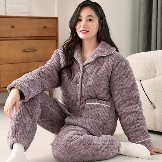 Pijama acolchoado de três camadas feminino outono inverno engrossado Coral velo 2024 novo estilo flanela estilo simples 
