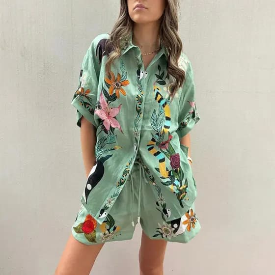 Conjunto De Camisa E Shorts2025 Verão Feminina Europeia Americana shorts Soltos Estampados Casuais Duas Peças