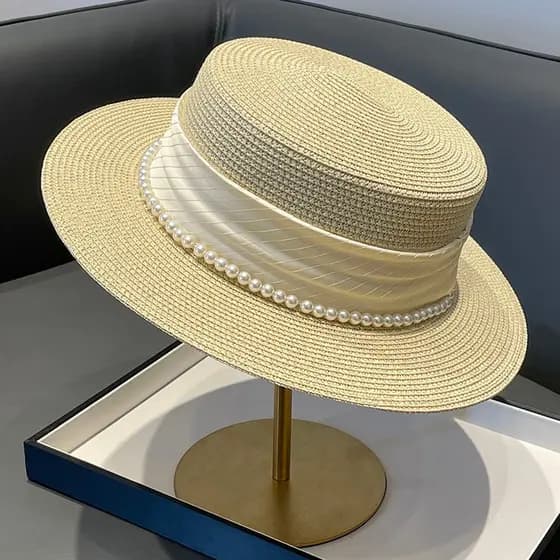 Francês 2026 chapéu de topo plano feminino chapéu novo estilo verão moda pérola chapéu de sol chapéu de palha chapéu de