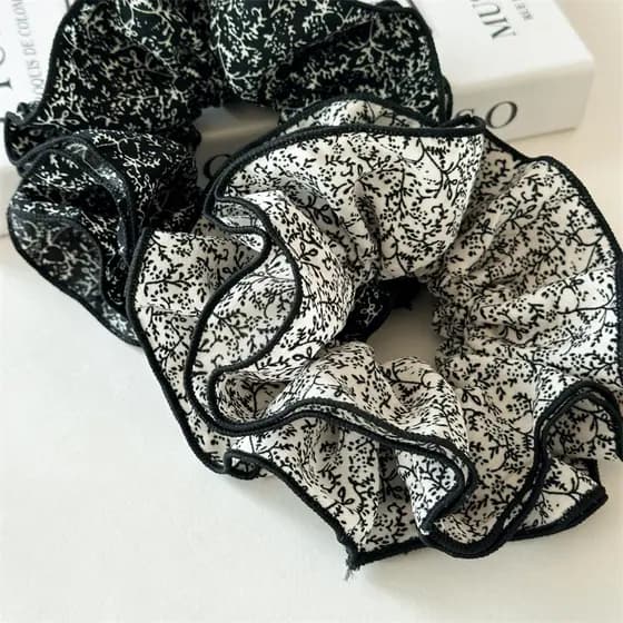 Luz de luxo High-End Floral outono inverno novo estilo lenço quadrado laço de cabelo nó requintado Scrunchy cabeça corda