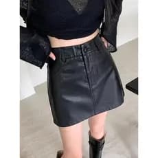 Preto curto pequena saia de couro saia feminina 2024 outono All-Match cintura alta a linha saia um passo saia de couro d