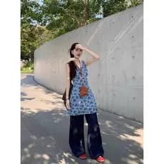 Francês com decote em v sem mangas saia Floral pequeno vestido azul feminino verão nicho fino ajuste mais magro olhar sa