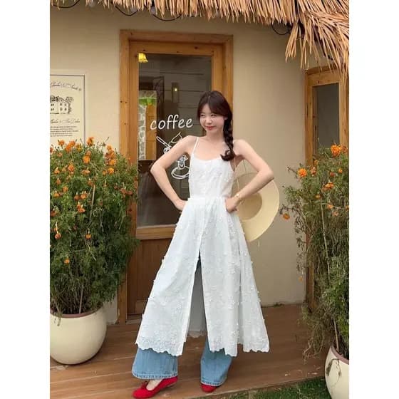 Kumikumi francês Retro branco estilingue vestido feminino verão indústria pesada bordado chique cintura estreita mais ma