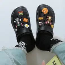 Novo estilo buraco sapatos femininos novo estilo de sola grossa aumentado Anti-deslizamento dopamina verão praia buraco