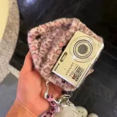 Bolsa de armazenamento CCD portátil com estampa de leopardo roxo de pelúcia Bolsa para câmera Digital de viagem Resisten