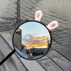 Veículo elétrico espelho retrovisor decoração bateria carro modificado Gadget orelhas de coelho de pelúcia Emma Yadi Uni