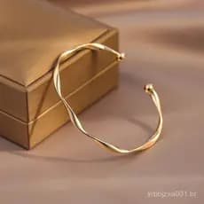 Pulseira De Moda Simples Torcida Alta Qualidade ins trendy niche design Legal Joias De Mão Estilo Feminino