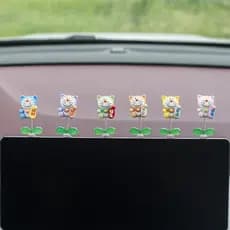 Enfeites de carro 2026 novo estilo balançando gato da sorte criativo acessórios interiores do carro bonito decoração Con