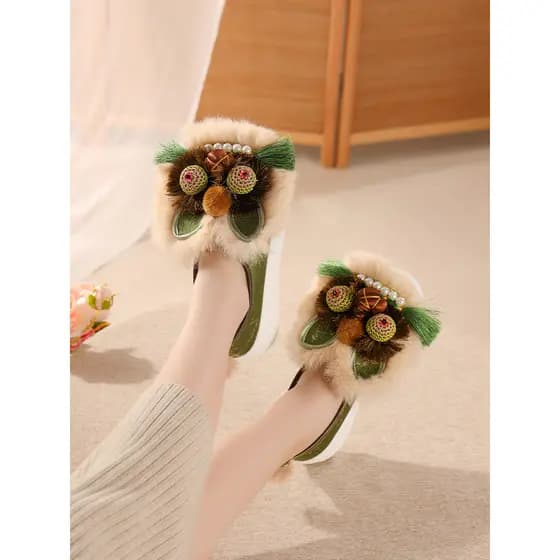 Sapatos femininos de algodão peludo sapatos de sola grossa All-Match tigre Toe sapatos aumentados estilo chinês sapatos