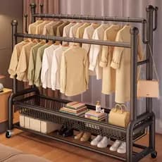 Cabide simples móvel interior do chão ao teto cabide de quarto doméstico rack de armazenamento de roupas
