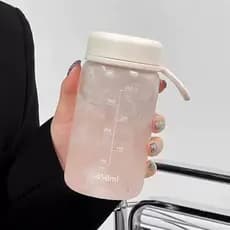 Ins copo de plástico de alto valor, resistente a altas temperaturas, resistente a choques, copo de água portátil, estuda
