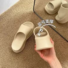 Chinelos de suporte de arco de sola grossa feminino 2026 novo estilo sandálias chinelos uso exterior antiderrapante deso