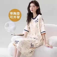 Uma camisola com almofada no peito feminino verão manga curta bonito dos desenhos animados branco verão versão coreana e