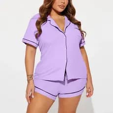 Pijamas Femininos de Verão: Conjunto Básico de Duas Peças com Manga Curta e Calça Curta com Gola Reversível