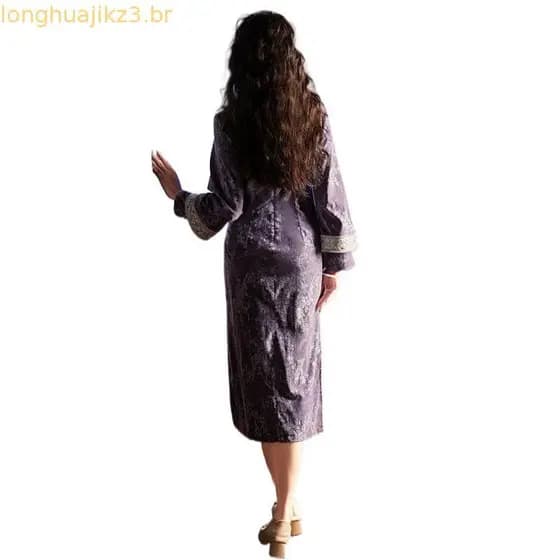 Feminino Novo Roxo Cheongsam Fino Melhorado Qipao Manga Longa Vintage Estilo Chinês Vestidos Longos High-end Ameixa Flor