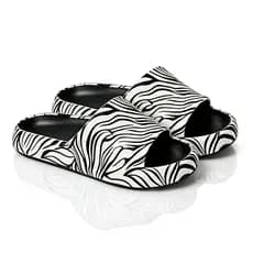 Chinelo Slide Zebra Feminino Lançamento Sandália Estampada (Preto e Branco)