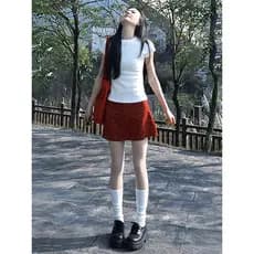 Vestido vermelho de bolinhas busto feminino verão 2026 novo estilo miu série pequeno estilo coreano terno saia curta