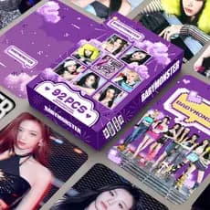 92 Unidades/Caixa BABYMONSTER Lomo Cards PSYCHO Álbum WE GO UP Molho Quente CHIQUITA Adesivos SHEESH CLIK CLAK Photocard