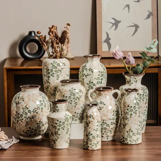 2026 Novos produtos High-End Novo Chinês Retro Azul Branco Porcelana Rachaduras de Gelo Flores Verdes Vaso Arranjo de Fl