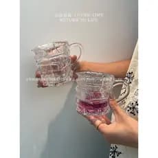 [Volume do livro Yimeng] Copo de vidro de alto valor com alça para uso doméstico Ice American Latte Coffee Cup Copo de c