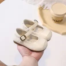 Bebê menina sapatos de sola macia da criança 2026 primavera outono novo estilo 0-1-3 anos de idade meia sapatos casuais