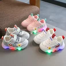 Meninos meninas sapatos esportivos primavera outono novo estilo pequeno sapatos infantis de tamanho médio sola luminosa