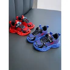 Crianças sapatos esportivos 2026 primavera outono novo estilo Casual meninos Velcro meninas bebê malha respirável tênis