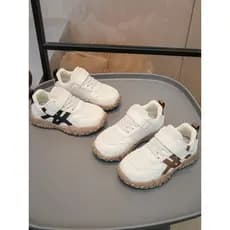 Sapatos de treinamento alemão das crianças 2026 primavera outono novo estilo All-Match meninos casuais tênis de sola mac