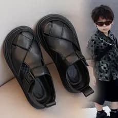 Meninos sandálias Baotou 2026 verão novo estilo crianças couro genuíno oco sapatos meninos sapatos romanos médio grande